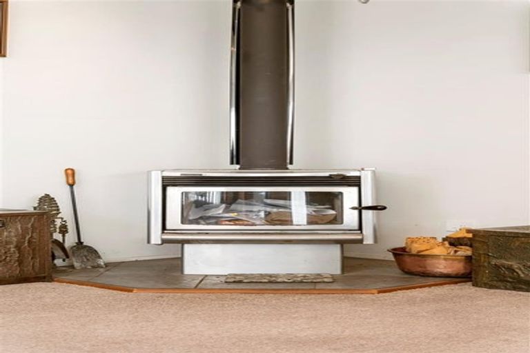 Photo of property in 33 Ngaparaoa Drive, Maketu, Te Puke, 3189