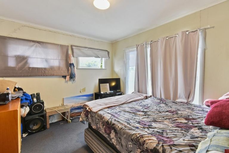 Photo of property in 1/13 Rollerson Street, Papakura, 2110