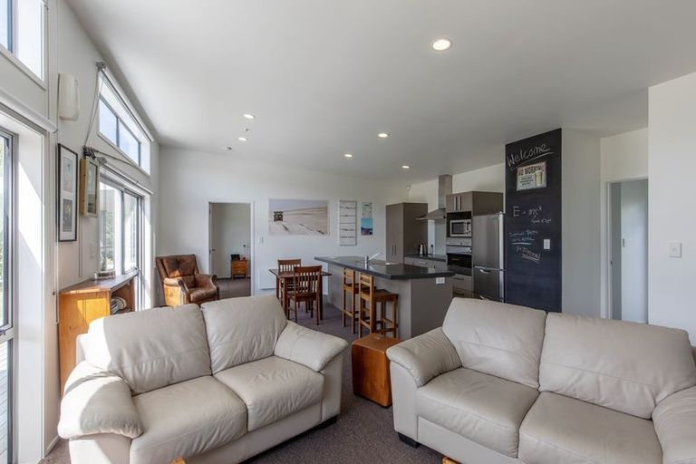 Photo of property in 18 Wai Matangi Place, Motuoapa, 3382