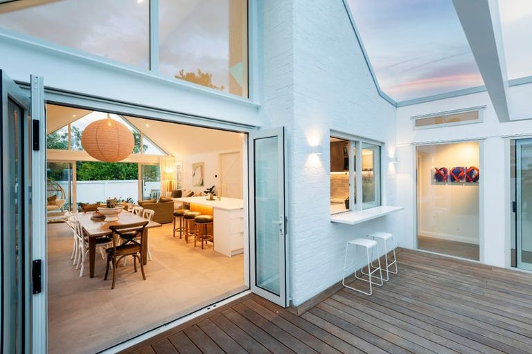 Photo of property in 4 Mathias Street, St Albans, Christchurch, 8052