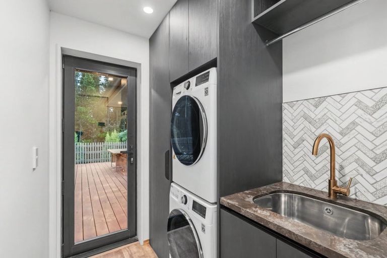 Photo of property in 14 Minsons Lane, Kennedys Bush, Christchurch, 8025