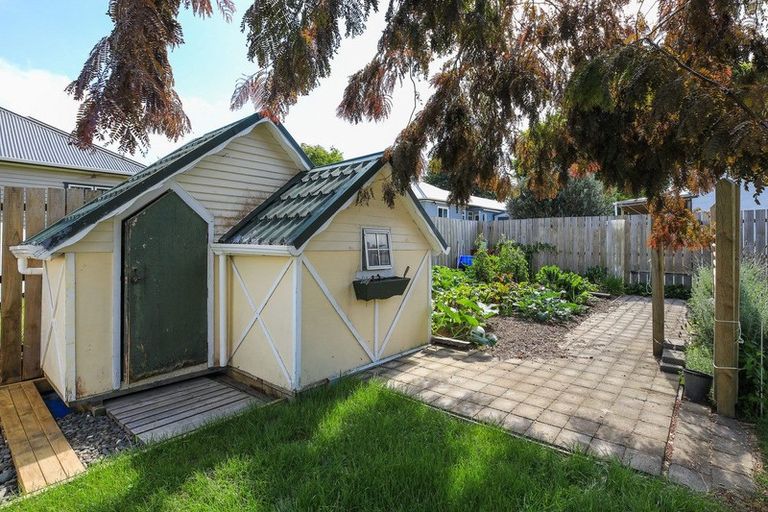 Photo of property in 48 Princes Street, Cambridge, 3434