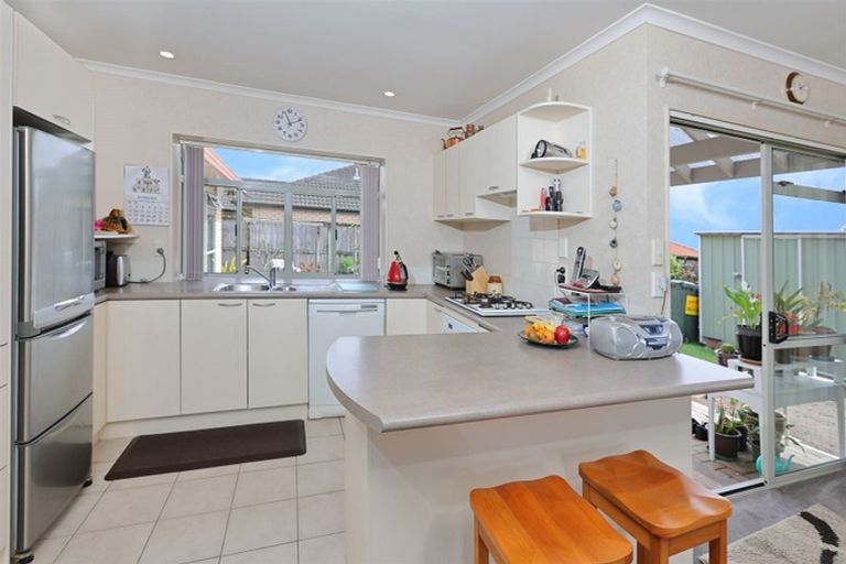 Photo of property in 5 Somerton Rise, Henderson, Auckland, 0612