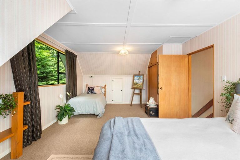 Photo of property in 6 Sequoia Place, Kelvin Heights, Queenstown, 9300