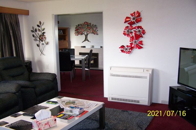 Photo of property in 39 Holloway Street, Waikiwi, Invercargill, 9810