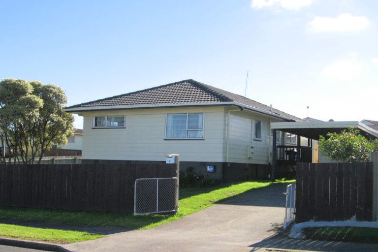 Photo of property in 2 Caserta Place, Clover Park, Auckland, 2023