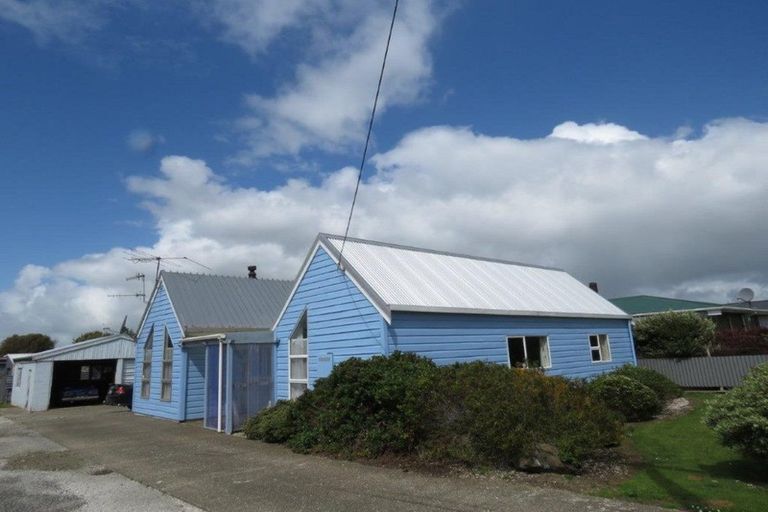 Photo of property in 26 Severn Street, Clifton, Invercargill, 9812