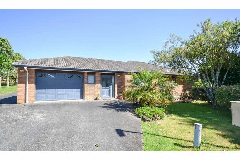 Photo of property in 1a Oakridge Drive, Kerikeri, 0230