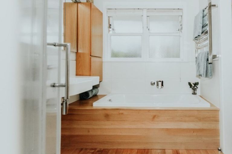 Photo of property in 70a Sutherland Road, Brookfield, Tauranga, 3110