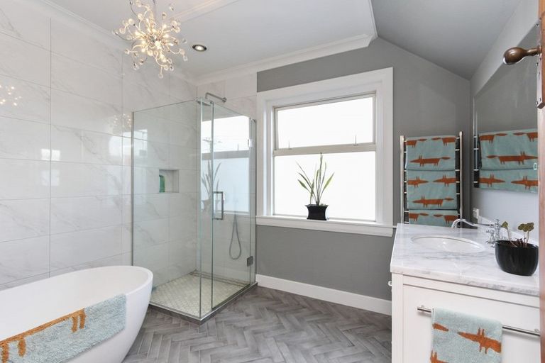 Photo of property in 32 Barrett Street, Westown, New Plymouth, 4310