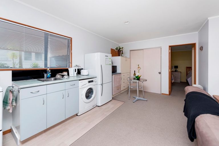 Photo of property in 206b Valley Road, Mount Maunganui, 3116