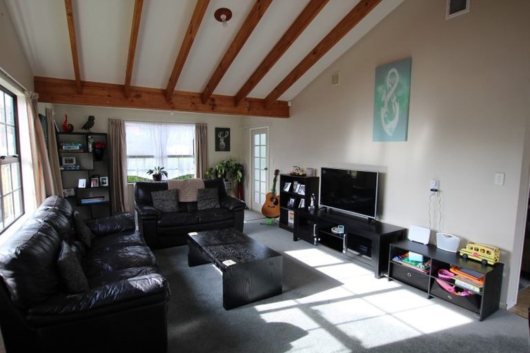 Photo of property in 1 Urban Grove, Ranui, Auckland, 0612