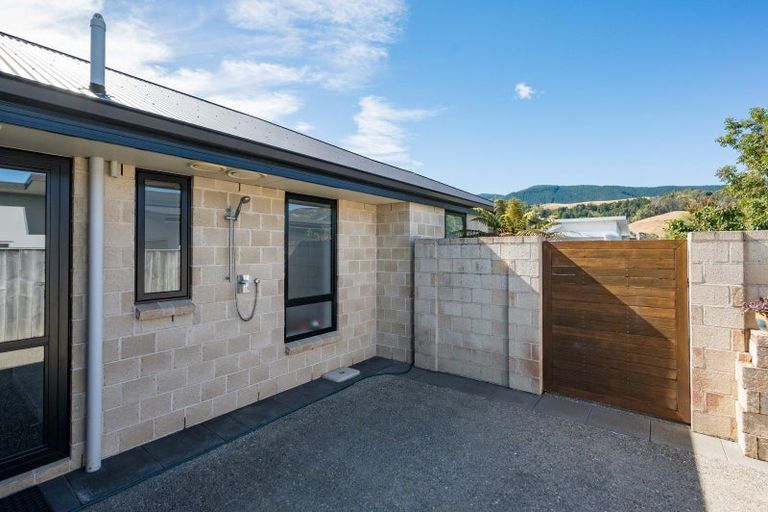 Photo of property in 28 Cambelldon Crescent, Stoke, Nelson, 7011