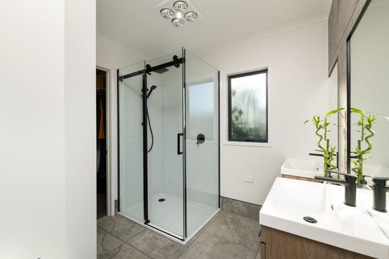 Photo of property in 51b Meadowland Street, Matua, Tauranga, 3110