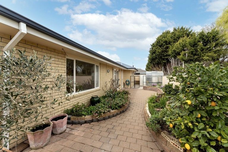 Photo of property in 65 Victors Road, Hoon Hay, Christchurch, 8025