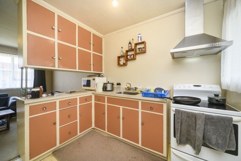 Photo of property in 5/120 Featherston Street, Palmerston North, 4410