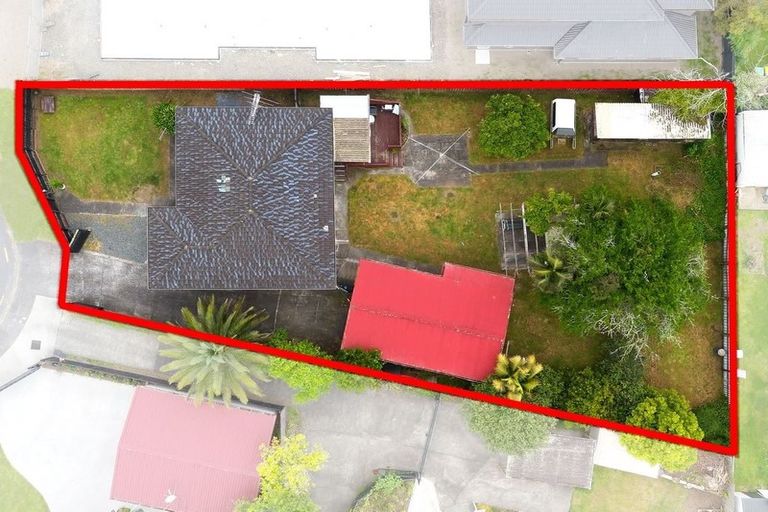 Photo of property in 16 Greenock Road, Ranui, Auckland, 0612