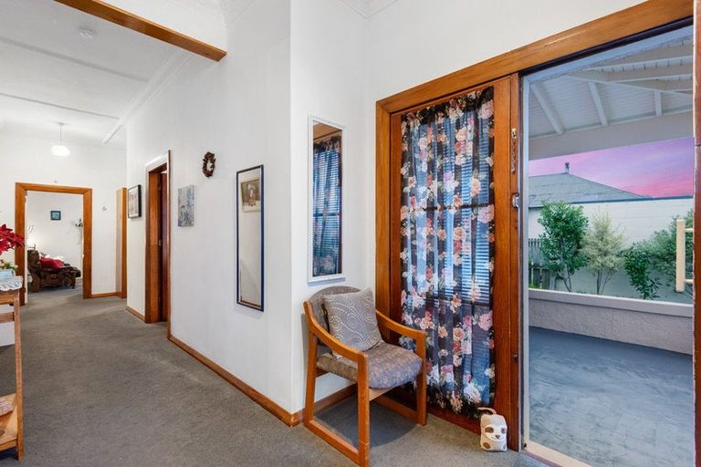 Photo of property in 124 Prince Albert Road, Saint Kilda, Dunedin, 9012