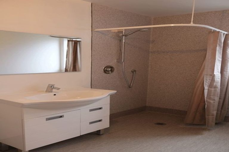 Photo of property in 16a Lachlan Avenue, North Dunedin, Dunedin, 9016