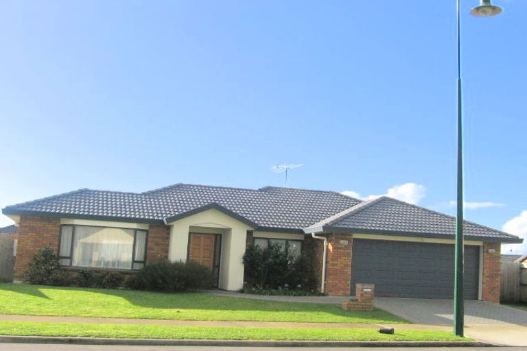 Photo of property in 11 Redcastle Drive, East Tamaki, Auckland, 2013