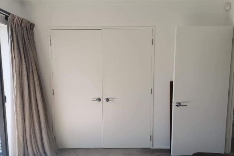 Photo of property in 1/114 Ocean View Road, Northcote, Auckland, 0627