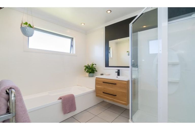 Photo of property in 14 Kennard Crescent, Karitane, Waikouaiti, 9471