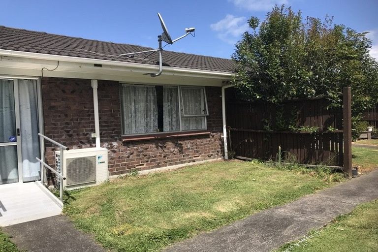 Photo of property in 6 Marr Road, Manurewa, Auckland, 2102