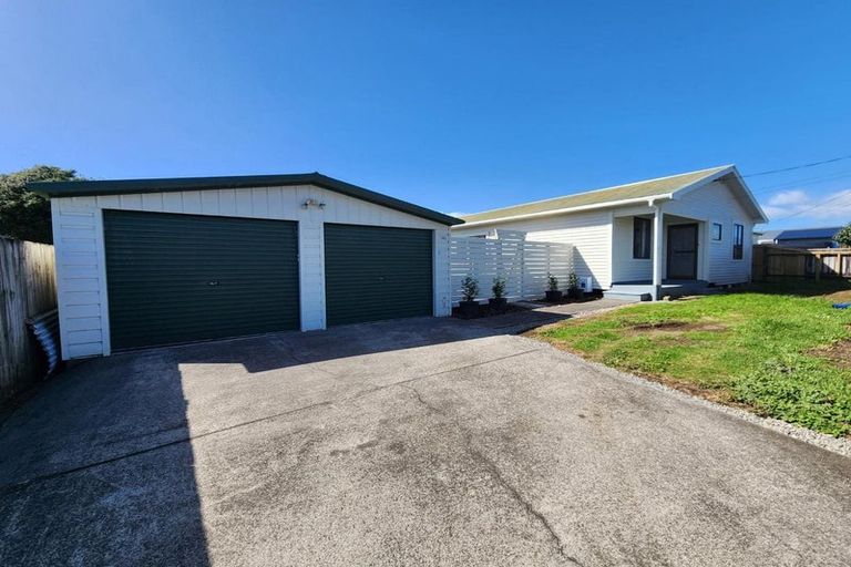 Photo of property in 143 Ngamotu Road, Spotswood, New Plymouth, 4310