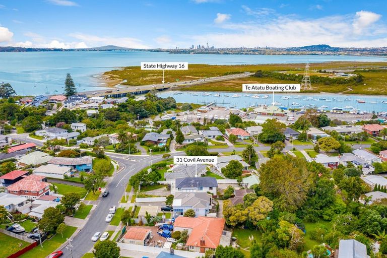 Photo of property in 31 Covil Avenue, Te Atatu South, Auckland, 0610
