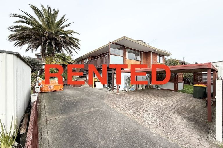 Photo of property in 2/19 Ciprian Place, Henderson, Auckland, 0612