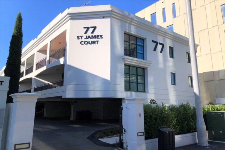 Photo of property in St James Courts, 1/77 Gloucester Street, Christchurch Central, Christchurch, 8013
