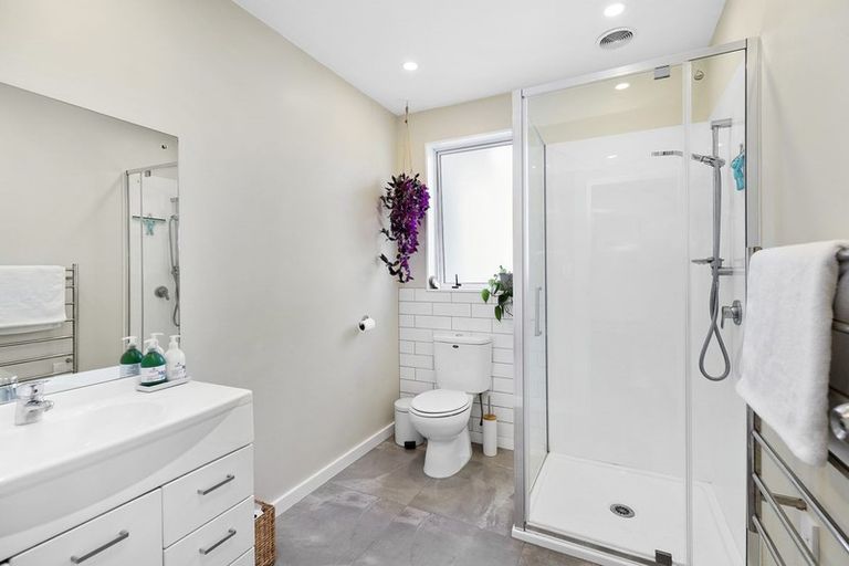 Photo of property in 79 Black Rock Road, Newlands, Wellington, 6037