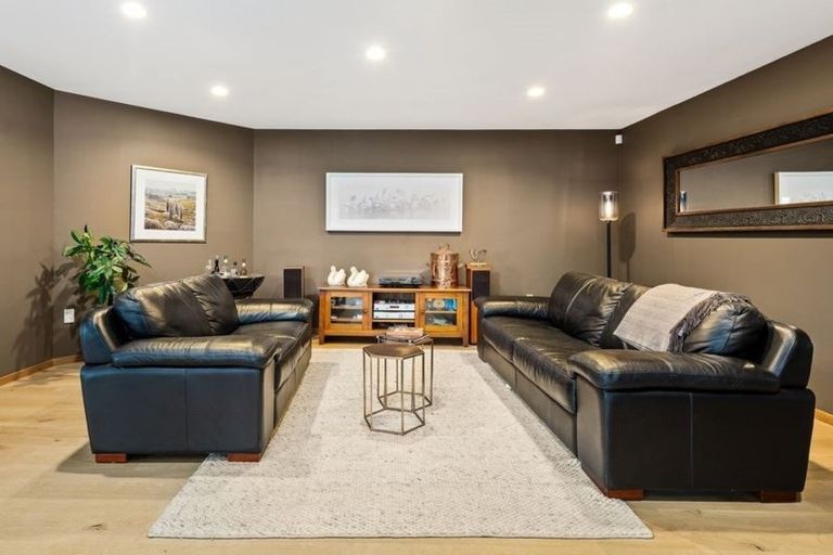 Photo of property in 32 Seacrest Drive, West Harbour, Auckland, 0618