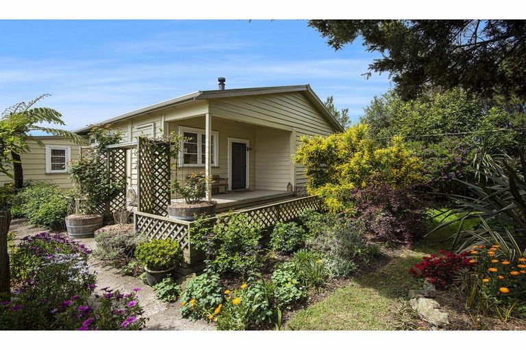 Photo of property in 63 Simpson Road, Ruawai, 0591