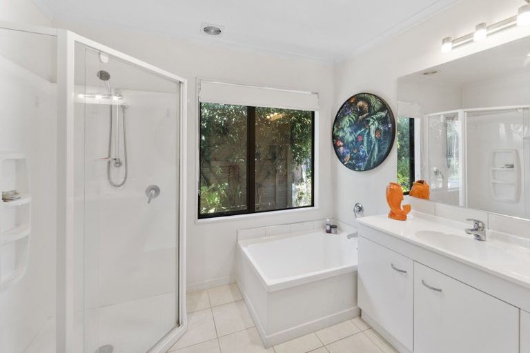 Photo of property in 2 Mccrae Street, Wakefield, 7025