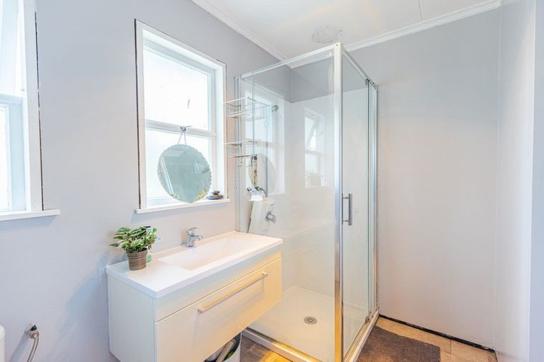 Photo of property in 14 Tawhero Street, Gonville, Whanganui, 4501