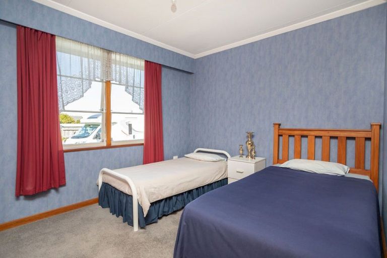 Photo of property in 27 Ruahine Street, Dannevirke, 4930