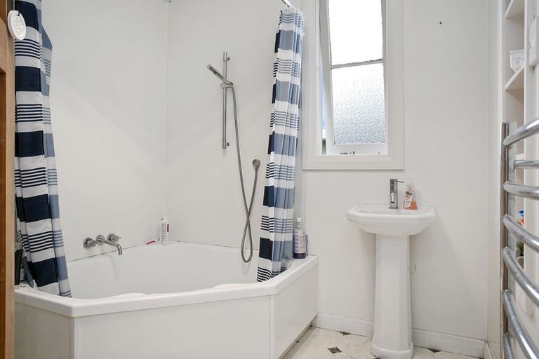 Photo of property in 990 Bank Street, Te Awamutu, 3800