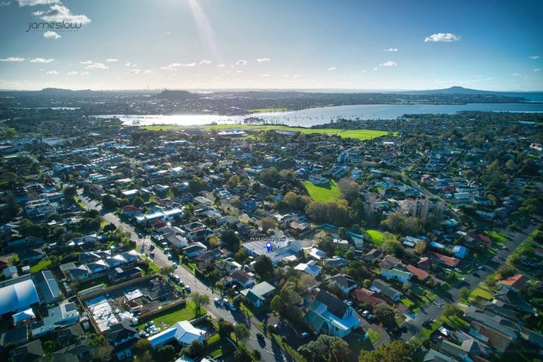 Photo of property in 12/13 Grove Lane, Pakuranga, Auckland, 2010