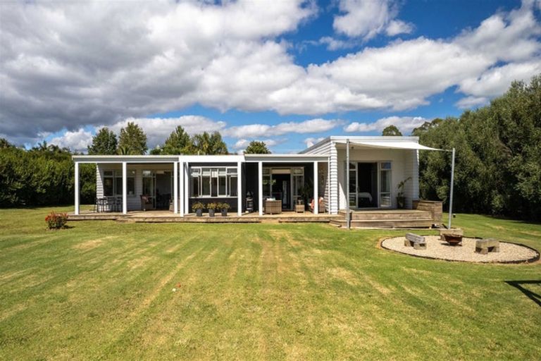 Photo of property in 118 Landing Road, Kerikeri, 0230