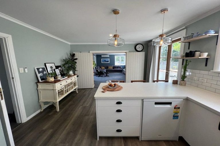 Photo of property in 6 Princess Street, Martinborough, 5711