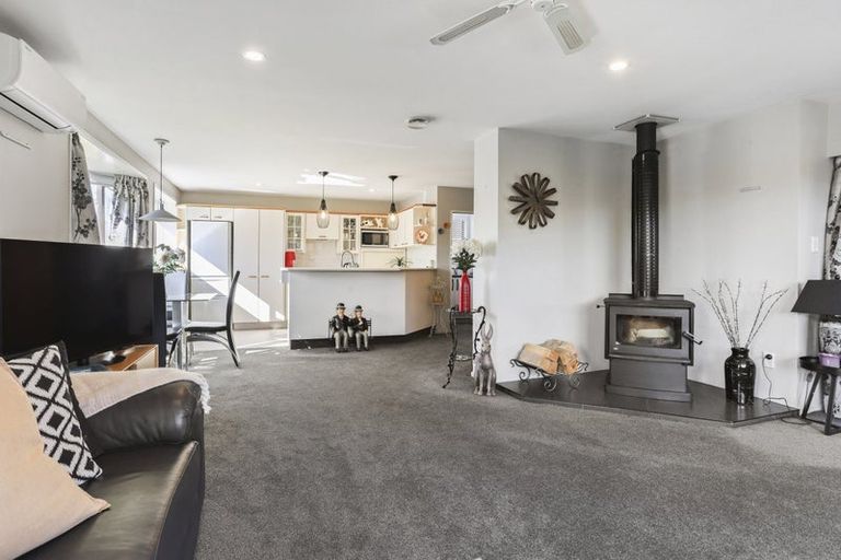 Photo of property in 77 King Street, Rangiora, 7400