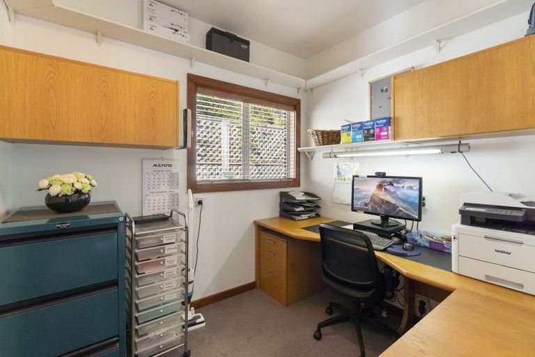 Photo of property in 62 Kiriwai Road, Paremata, Porirua, 5024