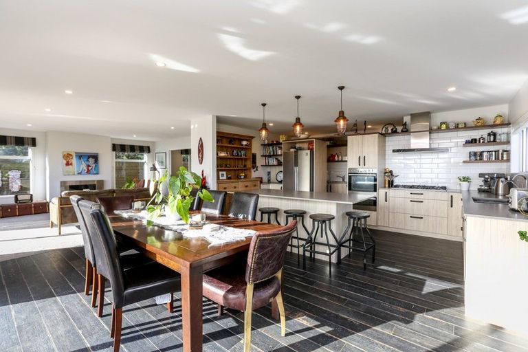 Photo of property in 12c Shearer Drive, Oakura, 4314