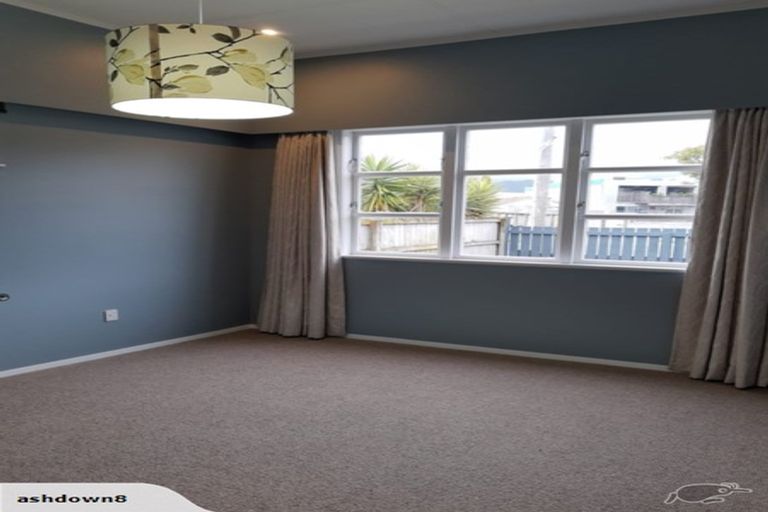 Photo of property in 11 Connolly Street, Boulcott, Lower Hutt, 5010