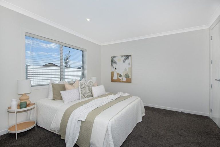 Photo of property in 43 Stace Hopper Drive, One Tree Point, 0118