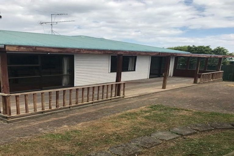 Photo of property in 2/30 Arthur Road, Hillpark, Auckland, 2102