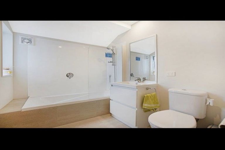 Photo of property in 15 Divide Loop, Takanini, 2112