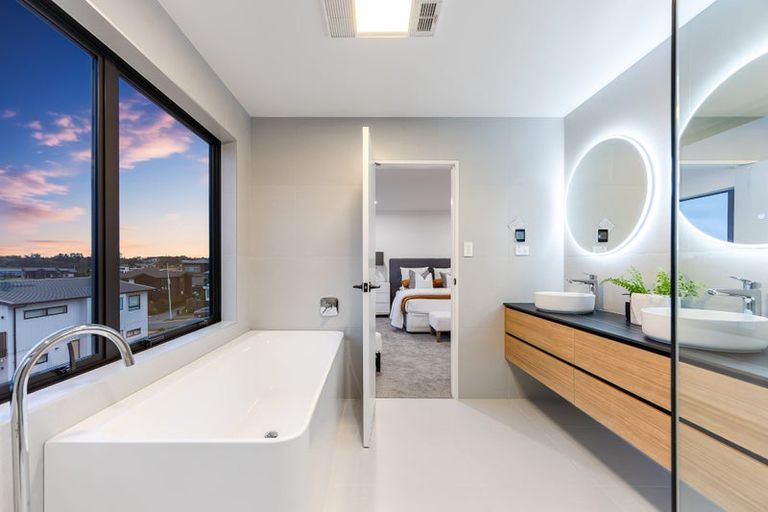 Photo of property in 17 Pakirikiri Street, Long Bay, Auckland, 0630