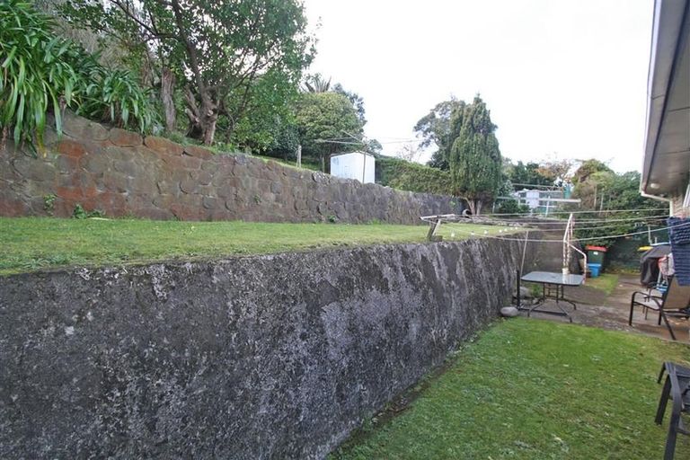 Photo of property in 11 Clearmont Crescent, Blagdon, New Plymouth, 4310